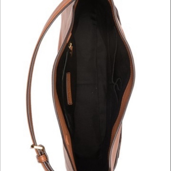 Gorgeous like new Marc Jacobs Empire City leather tote - Picture 4 of 4